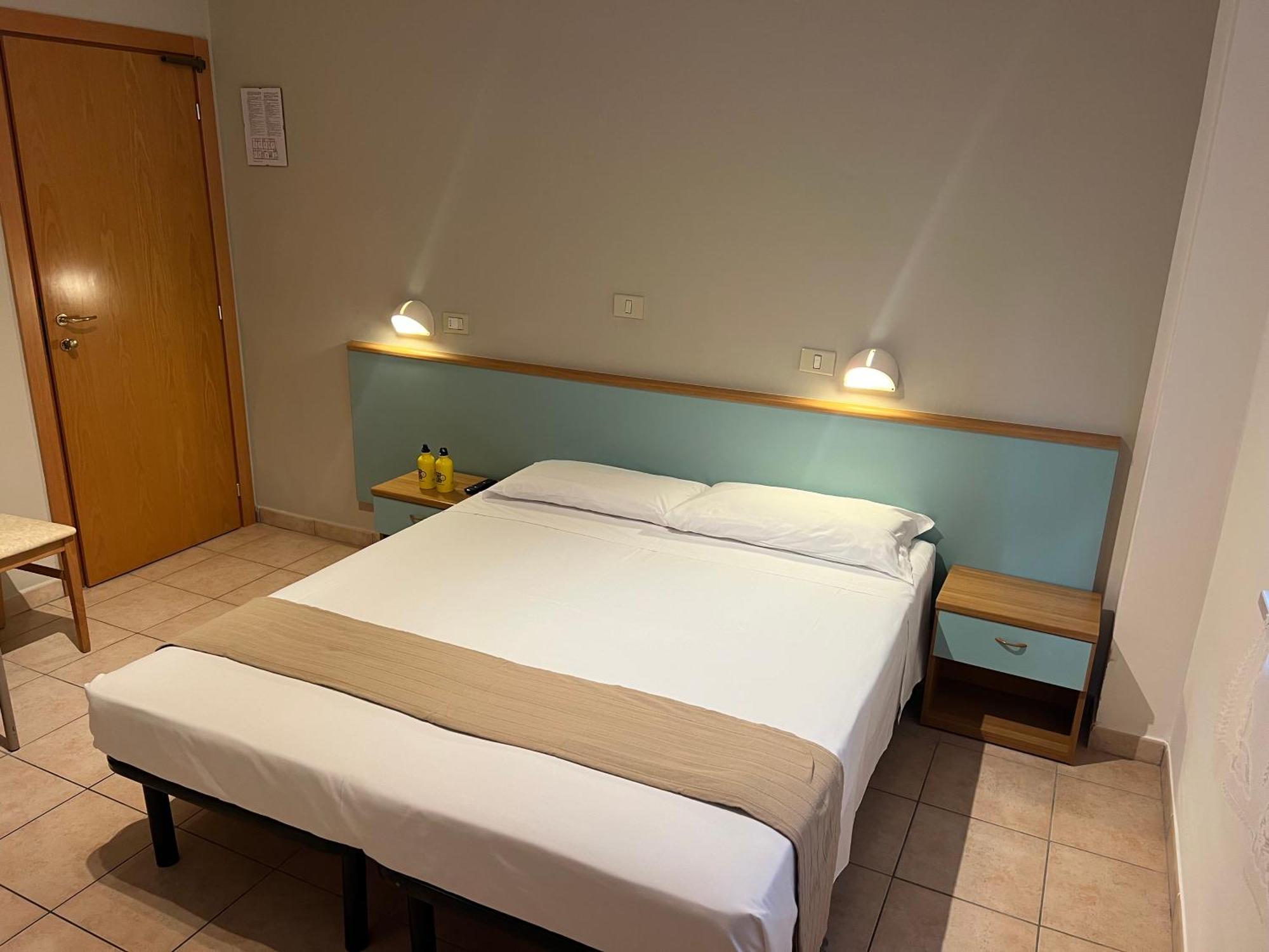 Lotus Hotel All Inclusive & Spiaggia Rimini Exterior foto